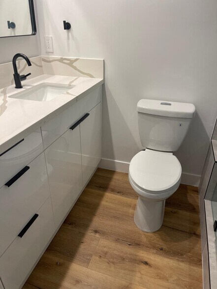 Building Photo - 7051 Garden Grove Ave