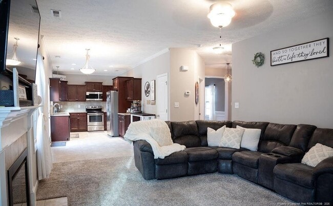 Building Photo - 1246 Brickyard Dr