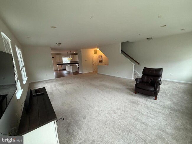Building Photo - 14752 Malloy Ct