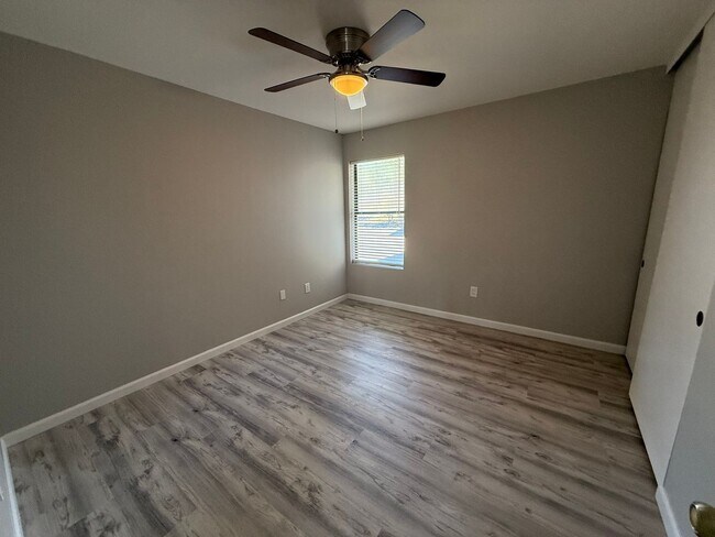 Building Photo - 2 ON 1 PROPERTY in ALPINE! 3BR/2BA home PL...