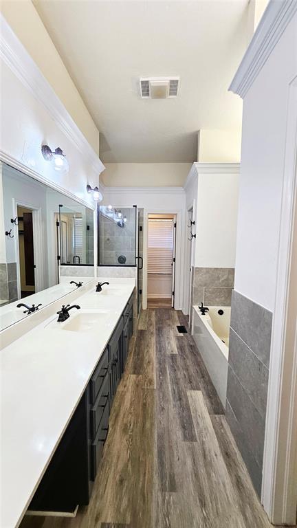Building Photo - 4017 Eaton Pl