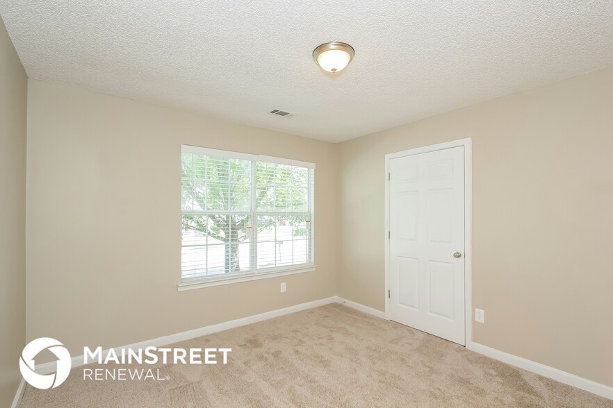 Building Photo - 703 Hynds Springs Dr