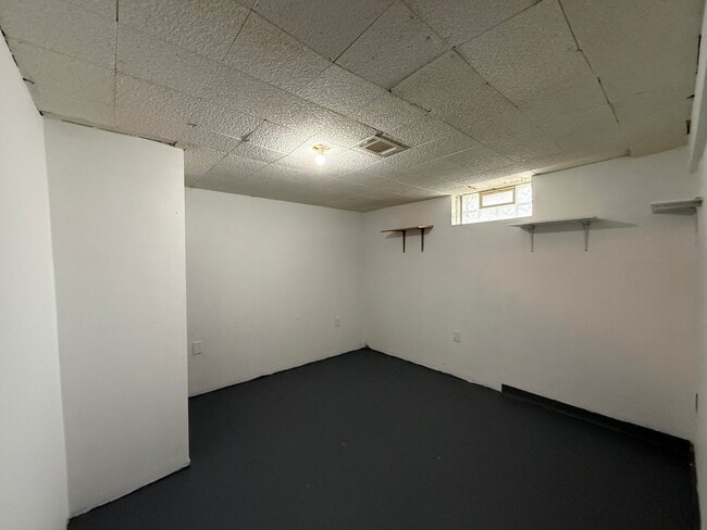 Building Photo - 13668 Irene St