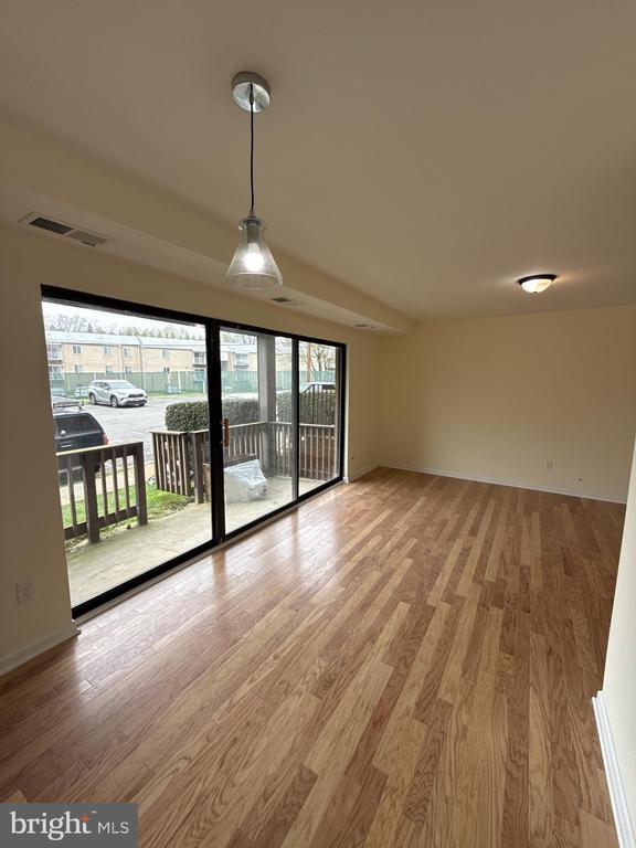 Building Photo - 2754 Hollywood Rd