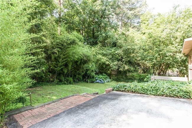 Building Photo - 1863 Merrimac Ct NE