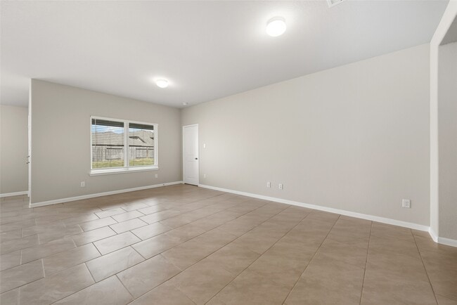 Building Photo - 29606 Foliage Ln