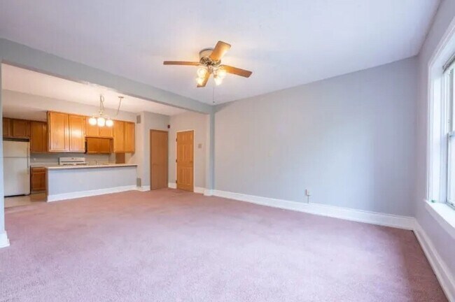 Building Photo - Chetwynd Place Apartments - Reduced Rent!