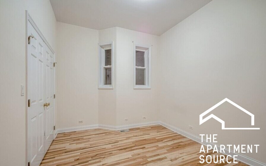 Building Photo - 1418 N Mohawk St