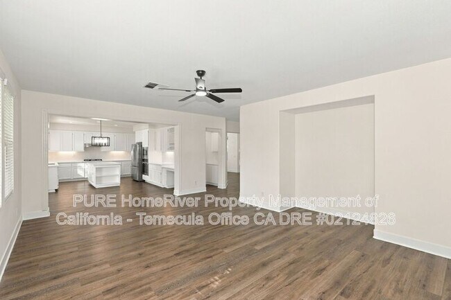Building Photo - 34111 San Sebastian Ave