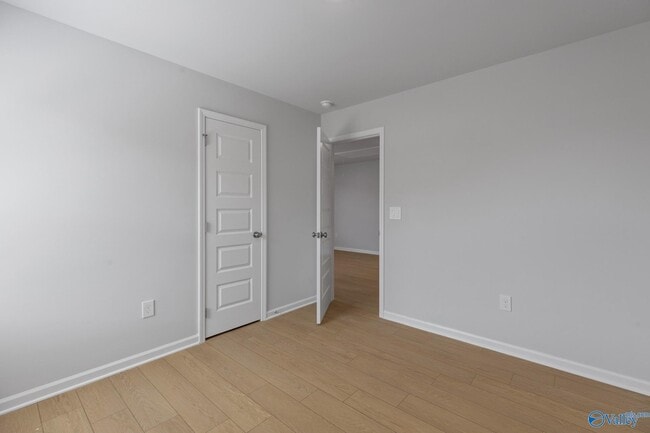 Building Photo - 102 Border Collie Dr