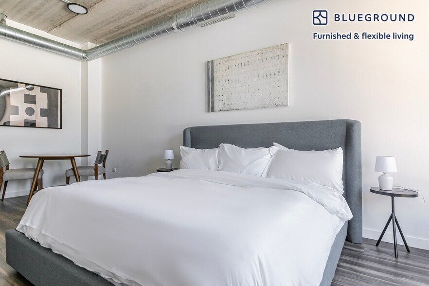 Building Photo - 61 W Erie St