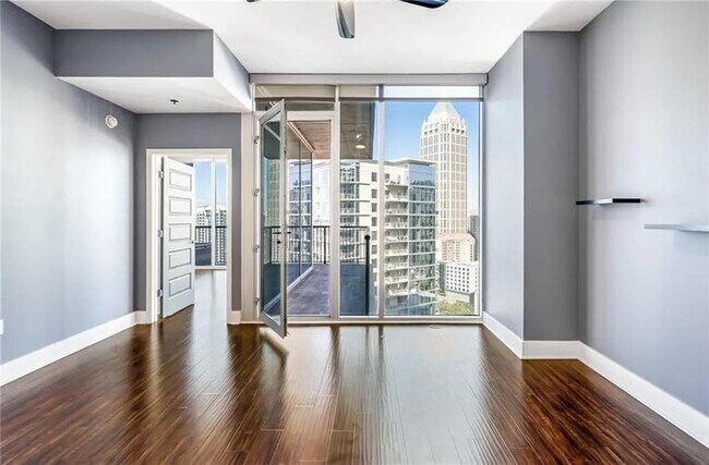 Building Photo - 1080 Peachtree St NE