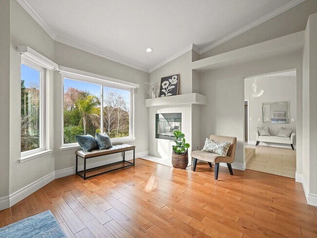 Building Photo - Luxury, comfort, and breathtaking surroundings in Stunning Clayton home!