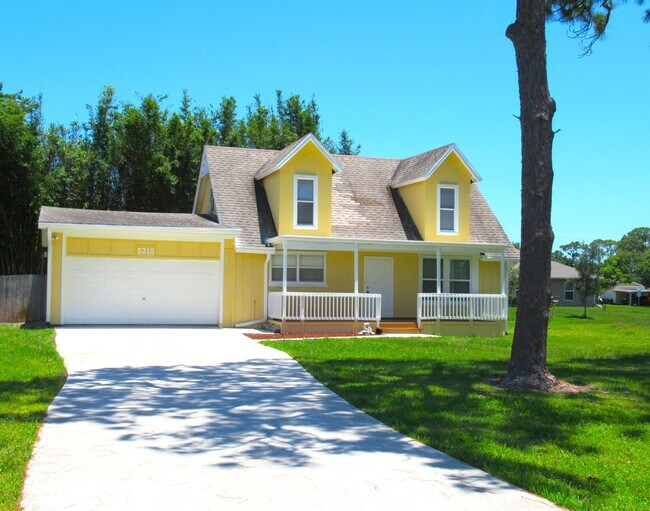 Building Photo - 5310 Palm Dr