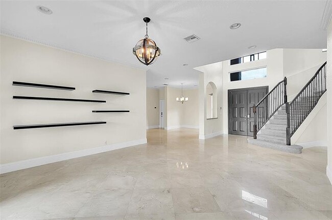 Building Photo - 11012 NW 70th Ct