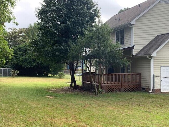 Building Photo - 2324 Buckstone Ct