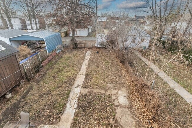 Building Photo - 4992 Botanical Ave