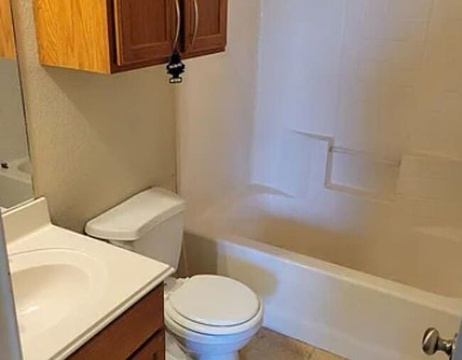 Building Photo - IMMEDIATE MOVE IN & ALSO AVAILABLE FOR PRE-LEASE! Great 4 Bedroom 4 Bathroom Home