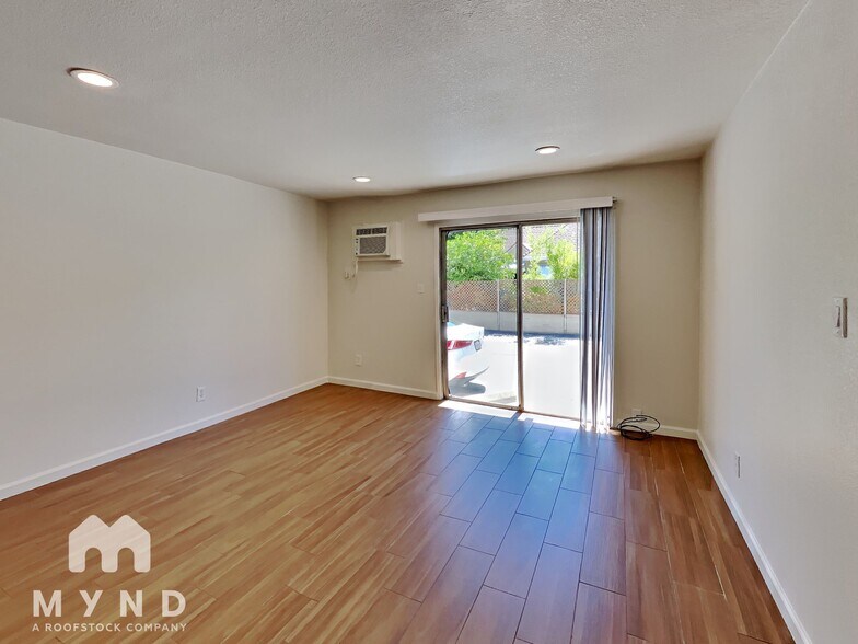 Building Photo - 2741 21st Street