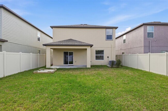 Building Photo - 2509 Victorious Fls Ave