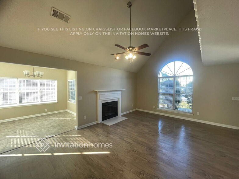 Building Photo - 62 Benfield Cir SE