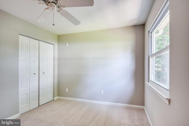 Building Photo - 5415 Helm Ct