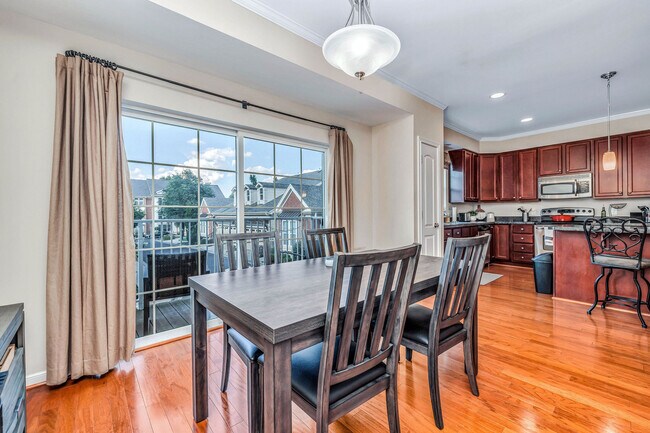 Dining Room - 3316 Wasson Rd