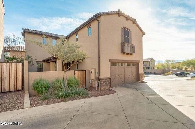 Building Photo - 15837 S 11th Way
