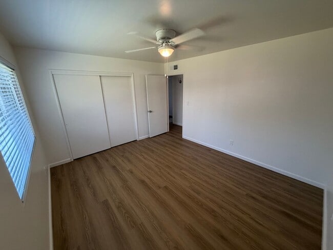 Building Photo - 501 Florinda St