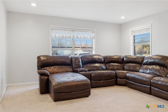 Building Photo - 803 Hibiscus Ln