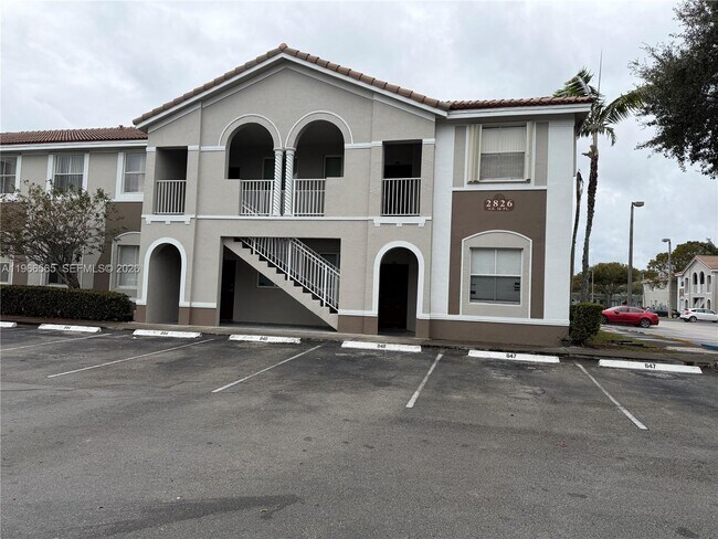 Building Photo - 2826 SE 16th Pl