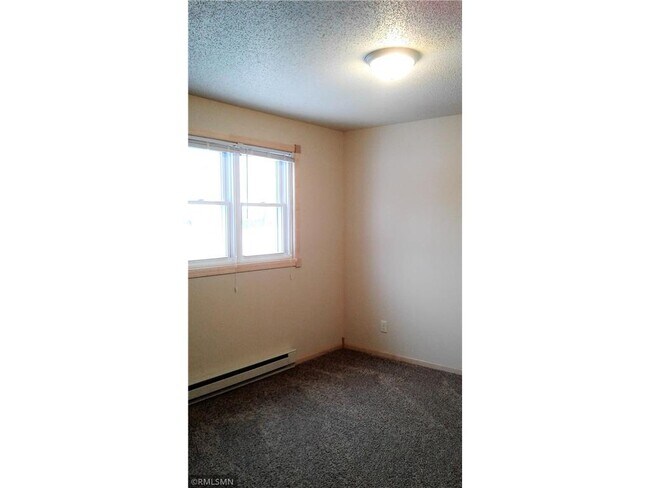 Building Photo - 308 Willow St