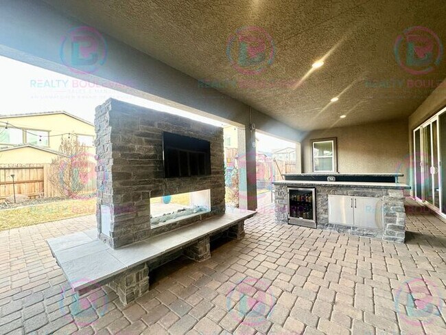 Building Photo - 5 Bedroom 3 Car Garage Home with Spa-Like Primary Suite & Resort-Style Backyard with Office, Loft...