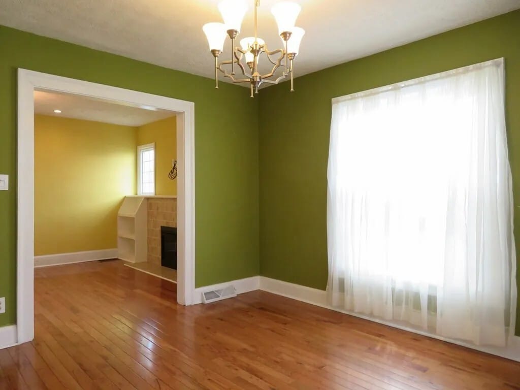 Building Photo - 172 Western Ave