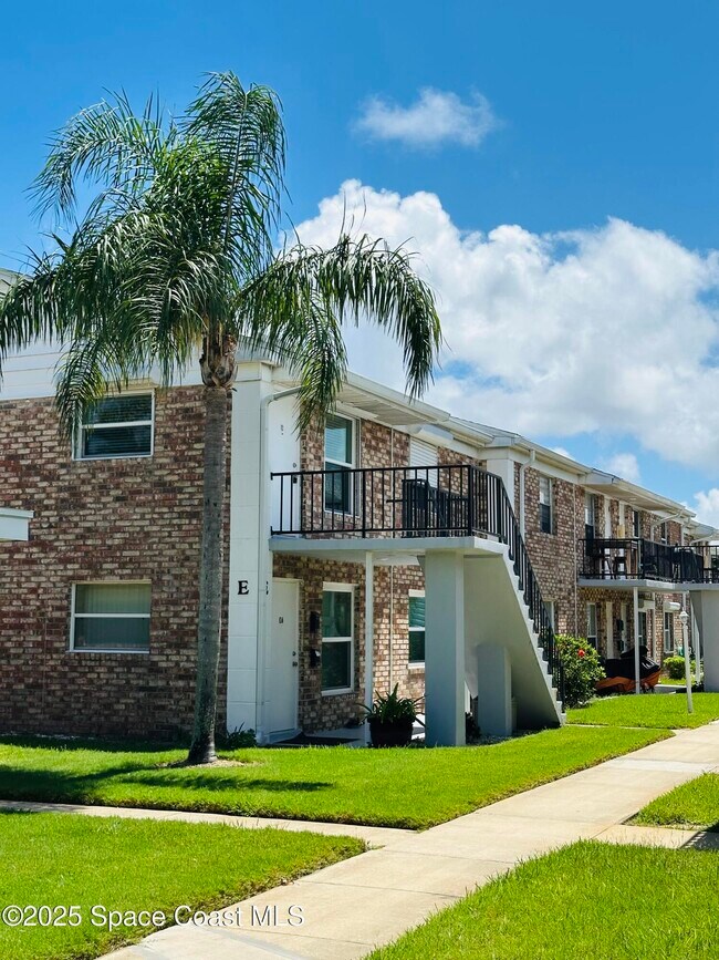 Primary Photo - 190 E Olmstead Dr