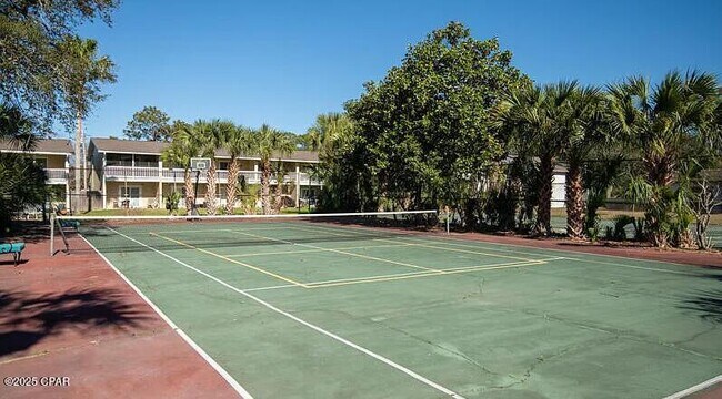 Building Photo - 6903 N Lagoon Dr