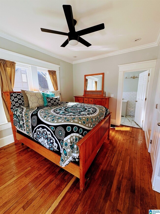 Building Photo - 7818 6th Ave S