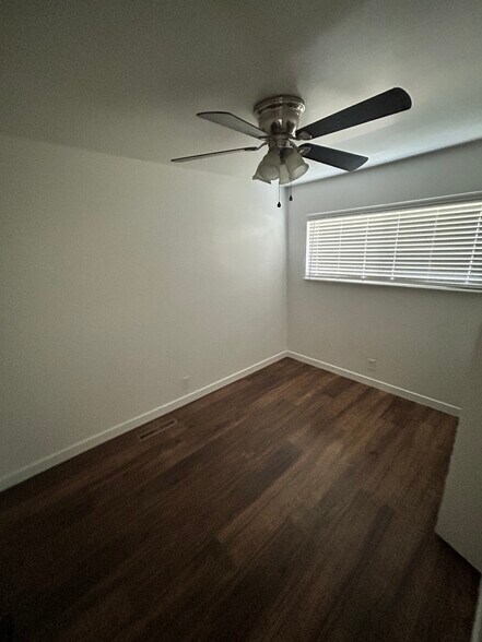 Building Photo - 181 E 1000 N