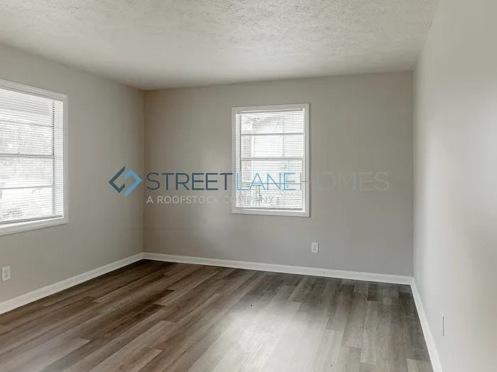 Building Photo - 18 Taylor St