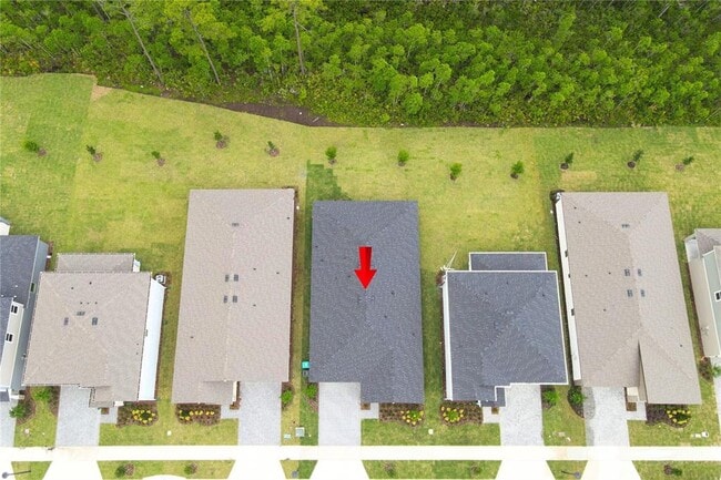 Building Photo - 13131 Pergola Ave