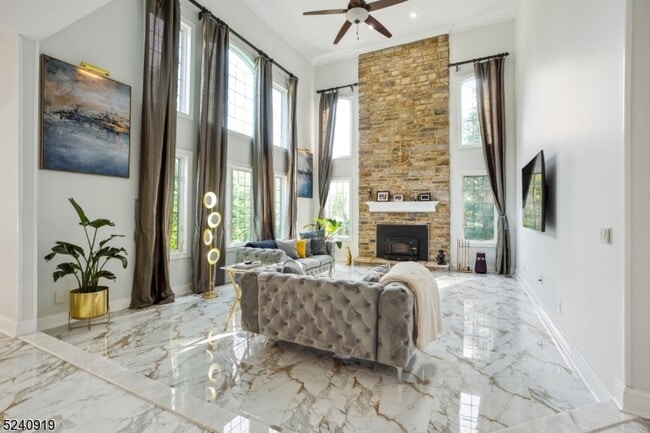 Primary Photo - 22 Forest Hill Dr