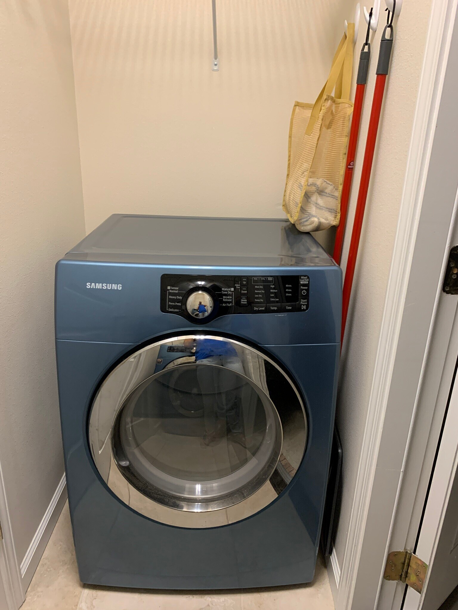 dryer - 124 Matt Blvd