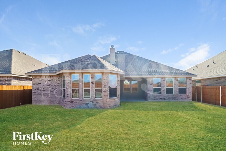 Building Photo - 109 Independence Dr