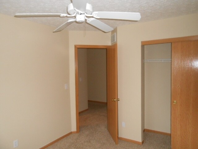 Building Photo - 79 Brooksedge Dr E