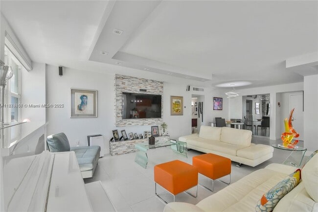 Building Photo - 5750 Collins Ave