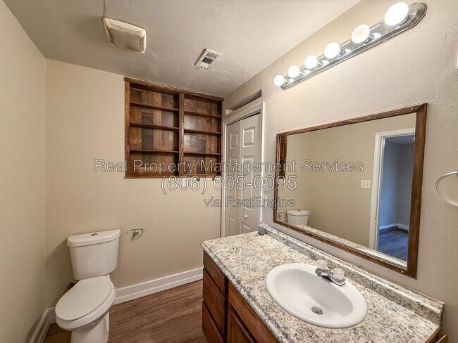 Building Photo - 5422 35th St