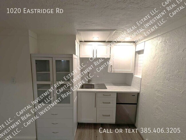 Building Photo - 1020 Eastridge Rd