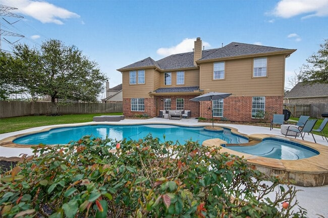 Building Photo - 3329 Oak Dale Way