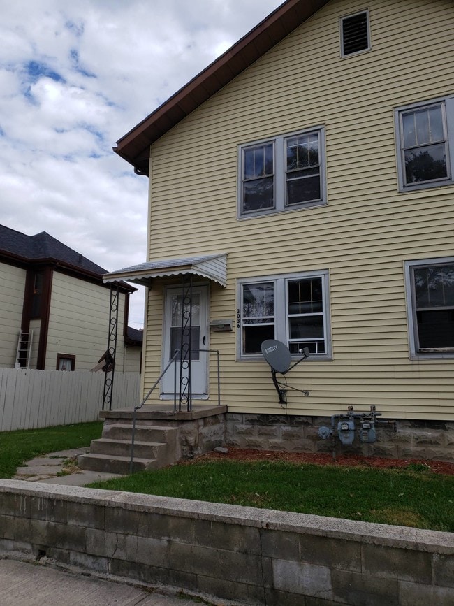Primary Photo - 3036 E Lynn St