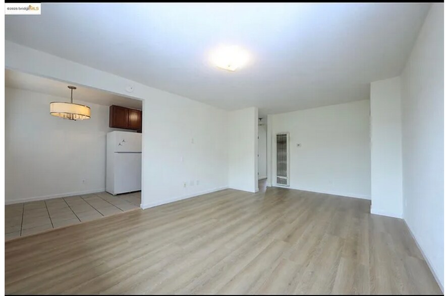 Primary Photo - 2525 Maricopa Ave